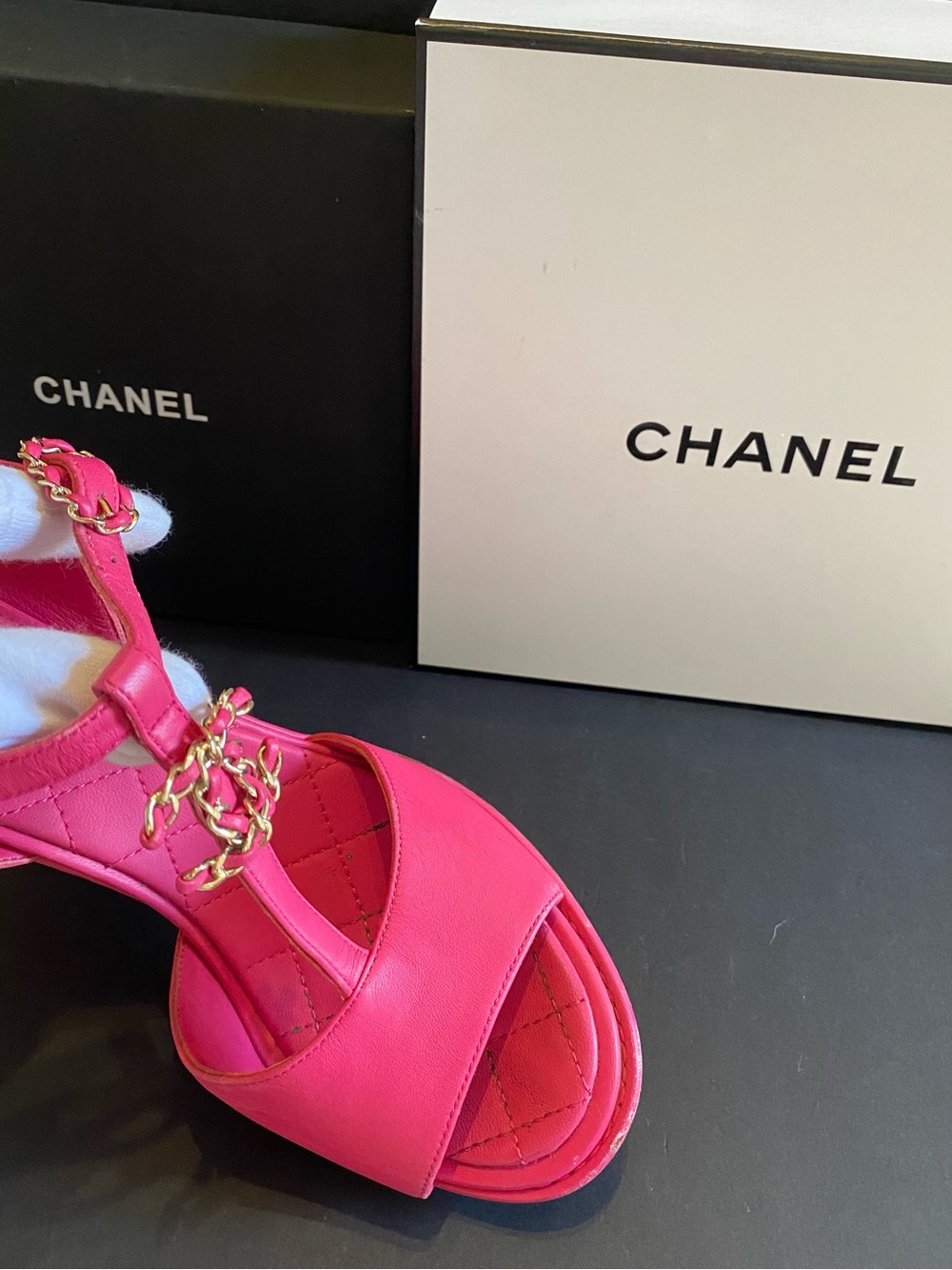 🛍️Chanel Authentic Vintage Quilted Leather Wedge Sandals w/Dust Cover & Bag